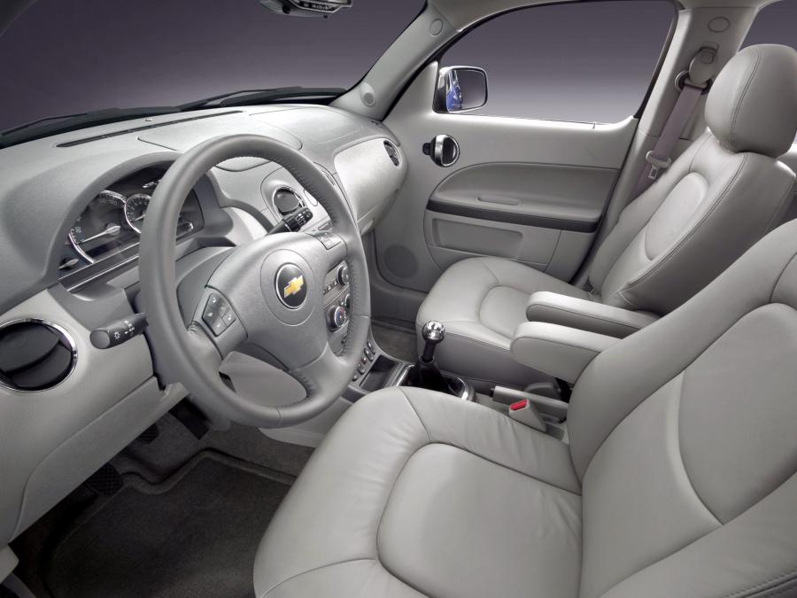  Chevrolet HHR 2005 года  (фото 8 из 16)